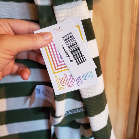 Lindsay lularoe - Picture 2 of 3